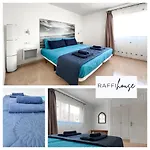 Raffi House Nyaraló Corralejo