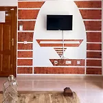 Vakantiehuis Raffi House *